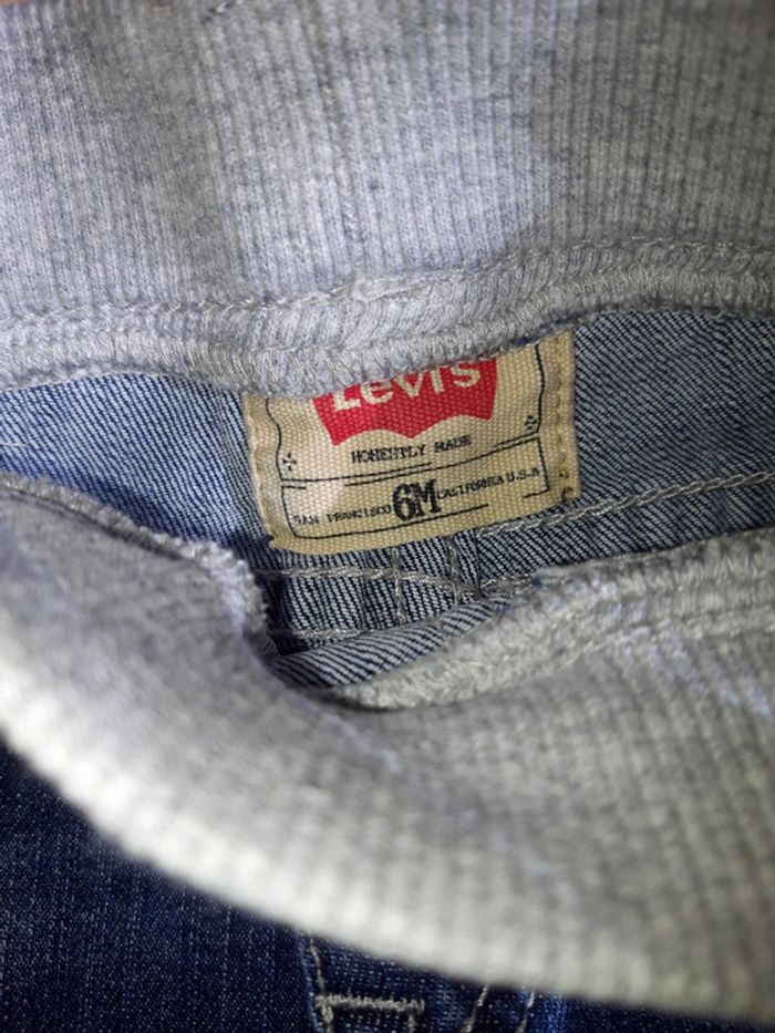 Jean's levis - photo numéro 2