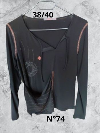 N°74 Haut noir T38/40. Solola.