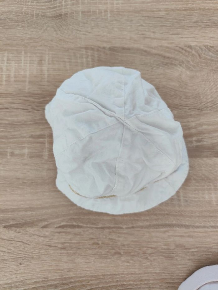Chapeau blanc - photo numéro 2