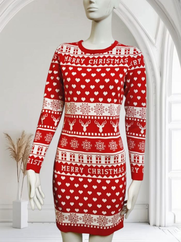 Très jolie robe  /pull long sur le thème de Noël   merry  christmas pour femme Taille S ou 36