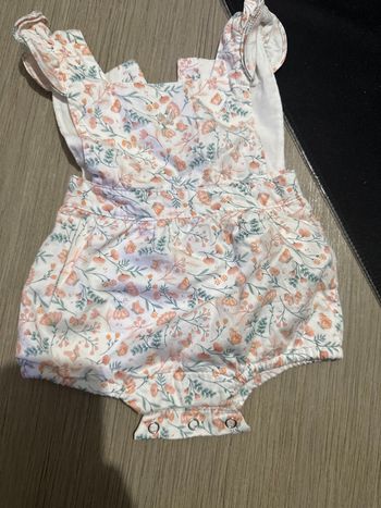 Barboteuse fille sergent major comme neuf 1 mois