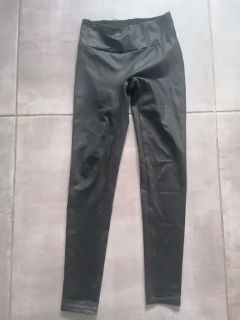 Leggings ciré calzedonia taille12ans #12ans_krocaro
