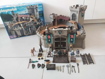 Chateau playmobil 4866