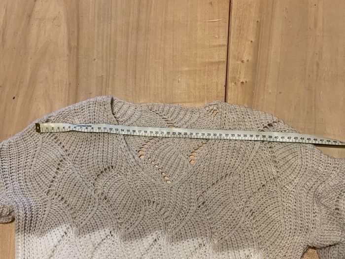 Pull léger ajourée tricolore en très bon état - photo numéro 4