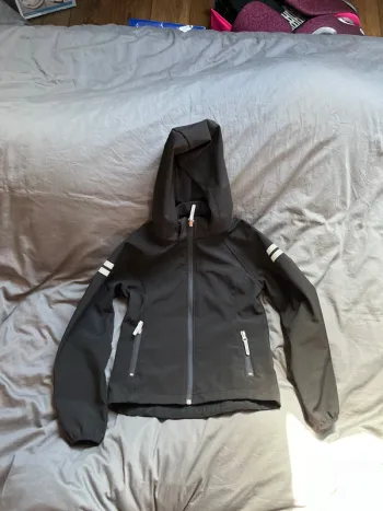 Veste coupe vent deperlante