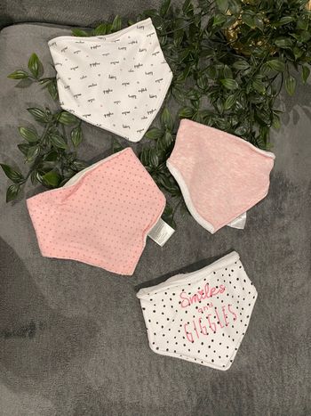 Bavoir, bandana, triangle