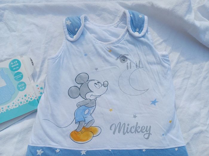 Gigoteuse Mickey taille 90 cm - photo numéro 3