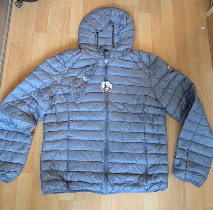 Doudoune neuve Jott