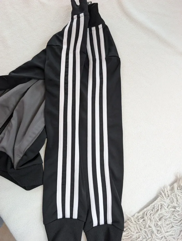Ensemble de sport adidas 7-8 ans garçon - photo numéro 4