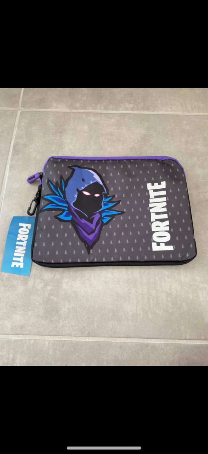 Housse pochette pour tablette Fortnite