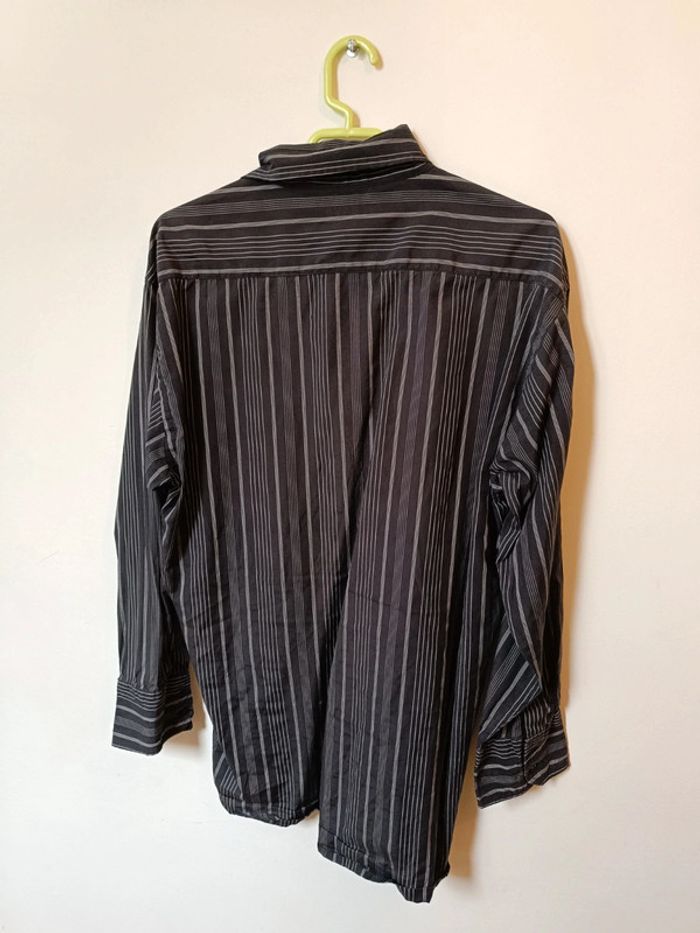 Chemise - photo numéro 2