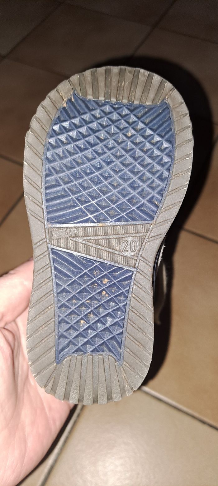 Chaussure bébé - photo numéro 3