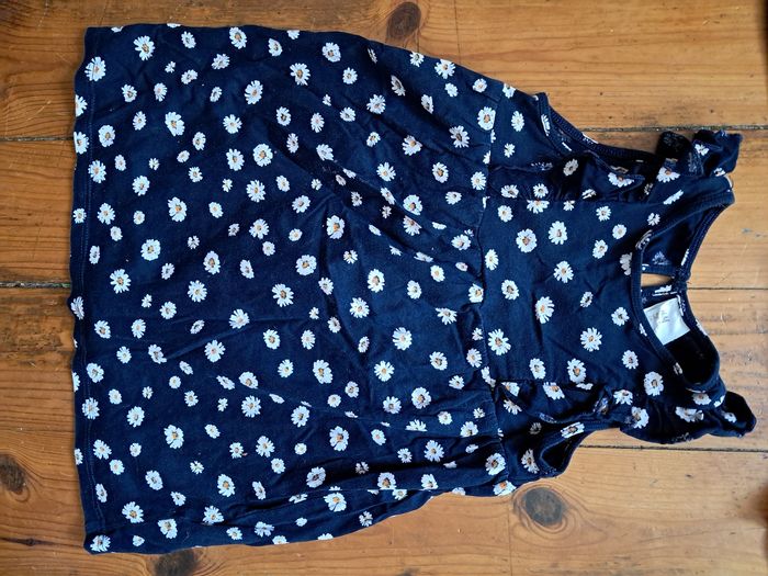 Lot vêtements fille 12 mois - photo numéro 5