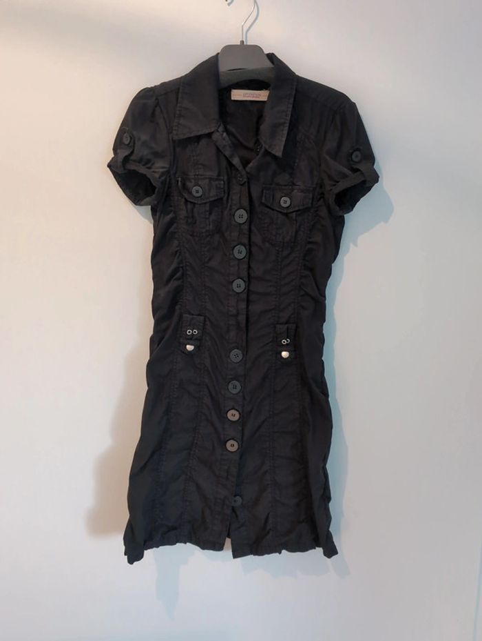 Robe chemise cintrée noire S
