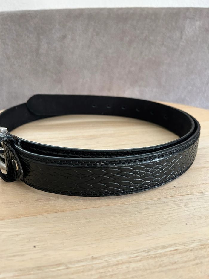 Ceinture en cuir noir taille 115 cm - photo numéro 2