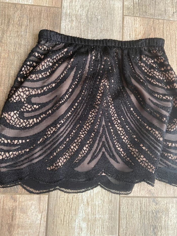 Magnifique jupe courte Zara en dentelle noir - photo numéro 6