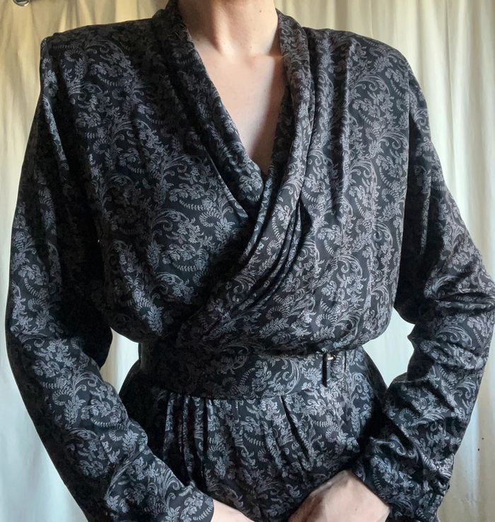 Sublime robe midi Laura Ashley vintage made in UK 🇬🇧 witchy classy - Taille M - photo numéro 2