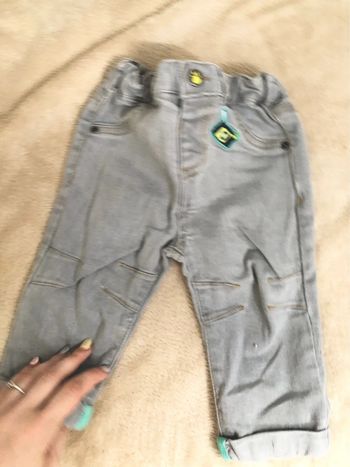 Jeans / 6mois / du pareil au même