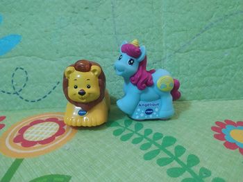 Tut Tut animaux Lion et Licorne