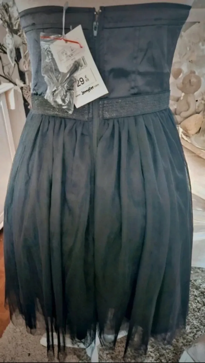 Robe noire satinée et tulle Jennyfer Taille L Neuve - photo numéro 2