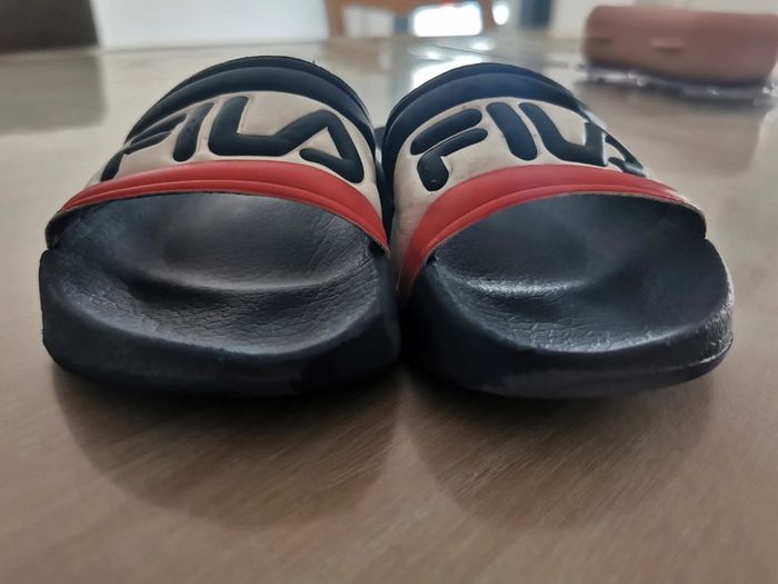 Claquettes Fila taille 28 - photo numéro 5