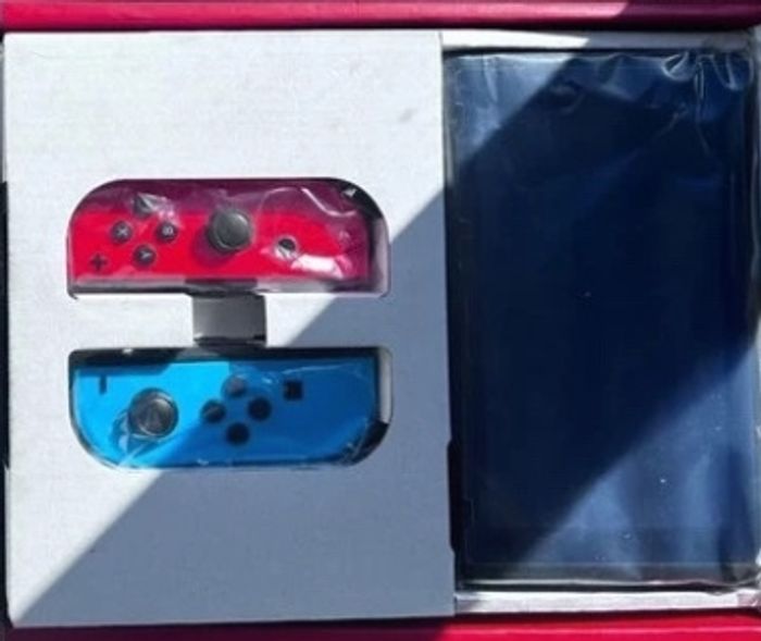 Nintendo switch neon 2023