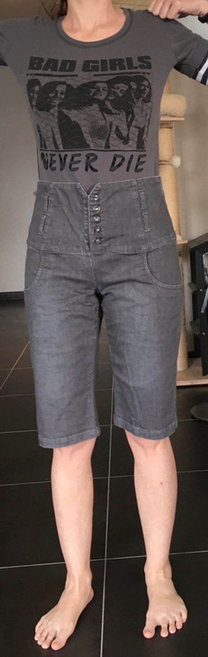 Pantacourt taille haute Vero Moda taille 38 gris