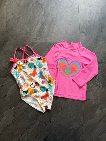 Ensemble de bain bébé fille