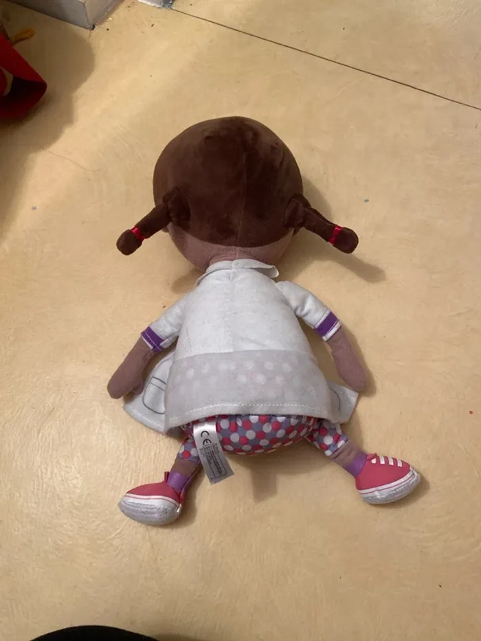 Peluche doc la peluche - photo numéro 2