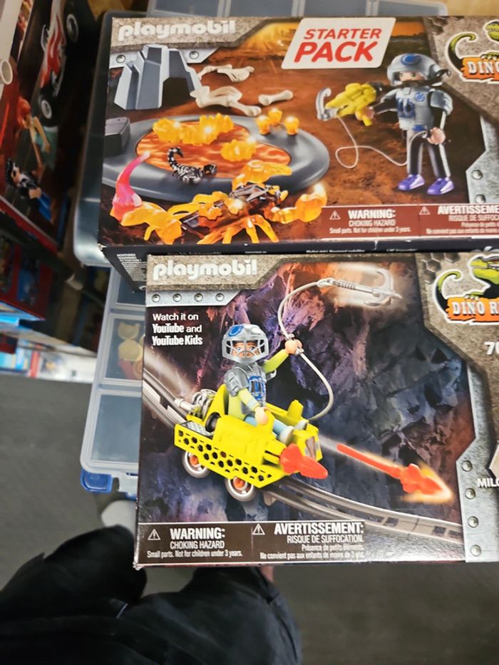 Deux boîtes neuves playmobil - photo numéro 2