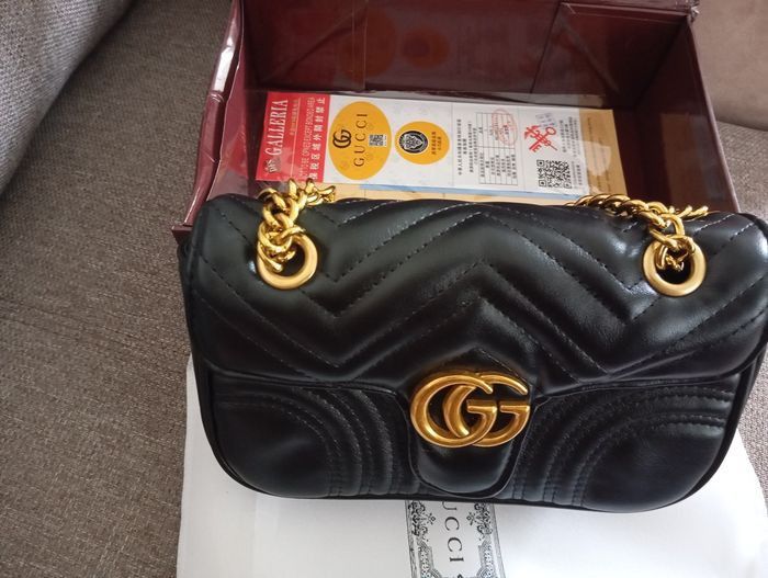 SAC GUCCI NEUF NOIR AVEC BOÎTE - photo numéro 3