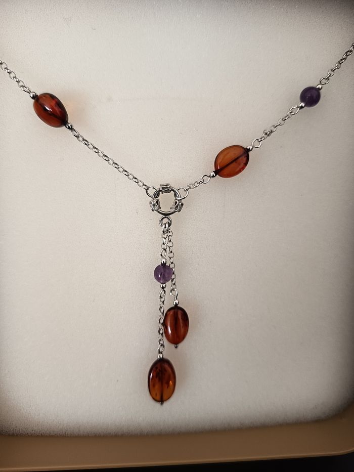 Collier argent ambre et améthyste.
