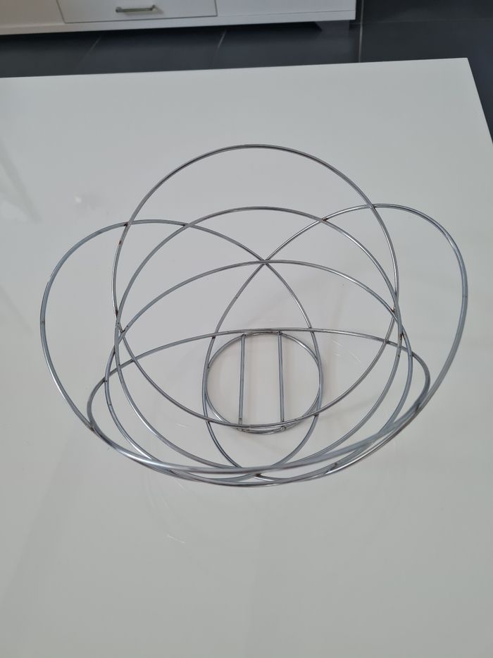 Corbeille métal argenté