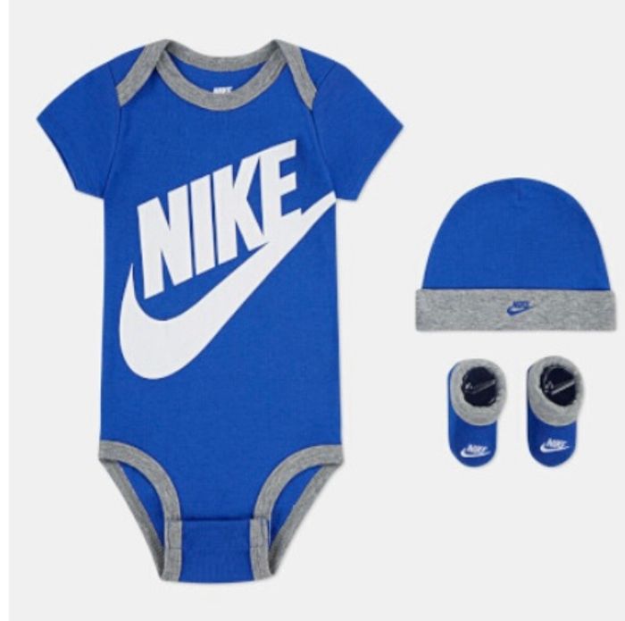 Coffret Nike 6-12 mois neuf