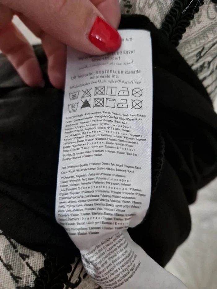 Jolie robe neuve Only taille 38 - photo numéro 8