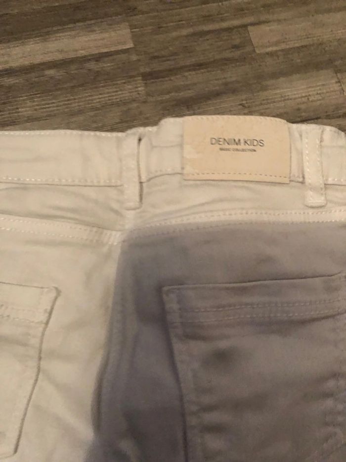 Short jeans blanc fille TB état - photo numéro 5