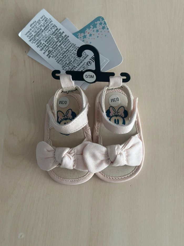 Sandales été Minnie 0/3 mois Kiabi fille - photo numéro 5