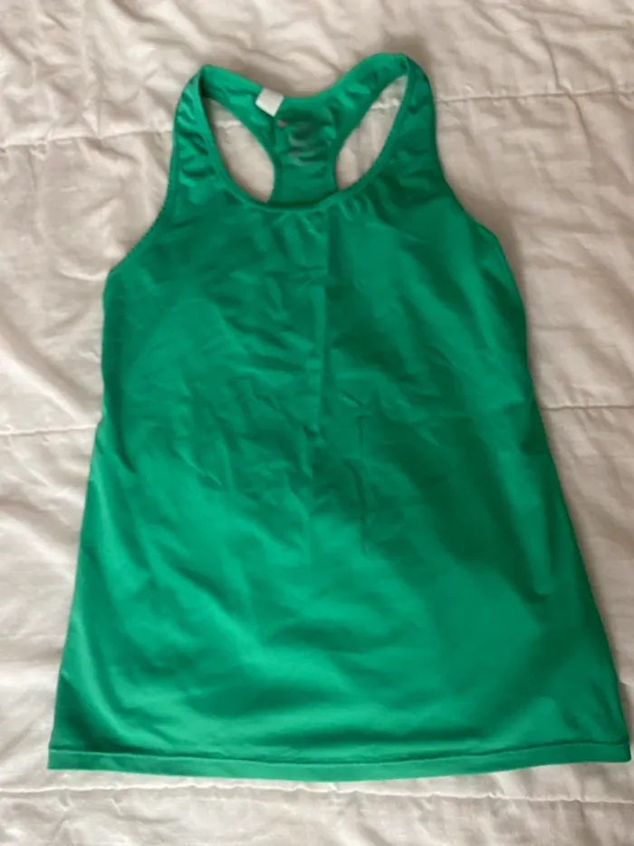 Débardeur de sport taille 38