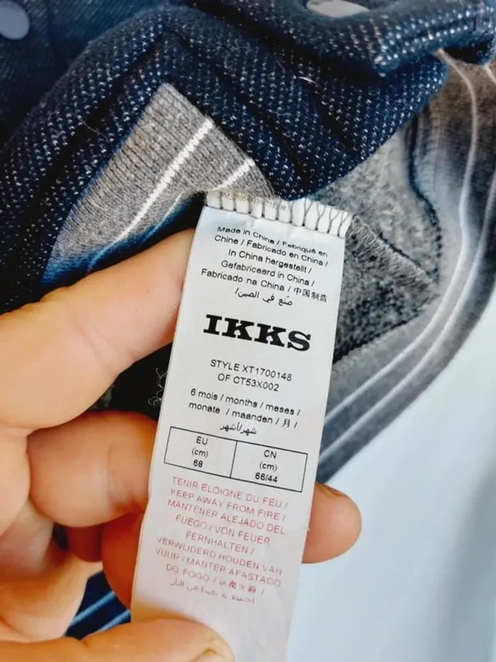 Très beau gilet IKKS 6 mois - photo numéro 3