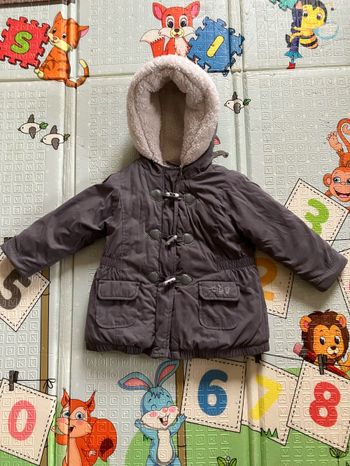 Vend veste Obaibi taille 23 mois