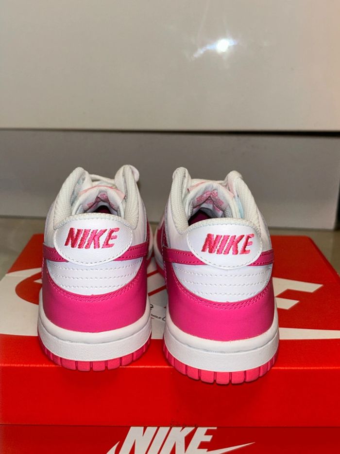Dunk low Fuchsia Laser - photo numéro 8