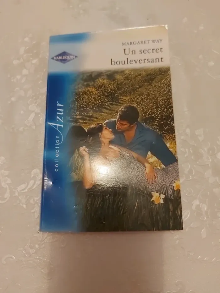 Livre Harlequin Un secret bouleversant