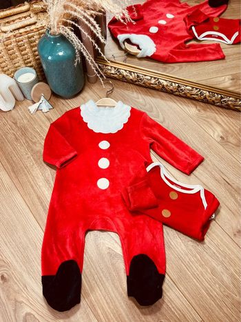 Taille 12 mois pyjama et body de Noël garçon Kiabi rouge 💙