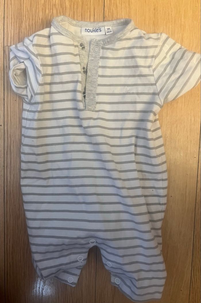 Barboteuse noukies à rayures 6 mois - photo numéro 4