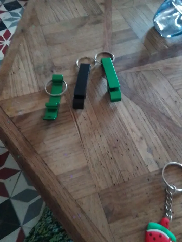Lot de 3 porte clés décapsuleur neuf - photo numéro 6