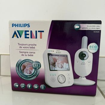 Babyphone écoute-bébé caméra Philips Avent SCD630.