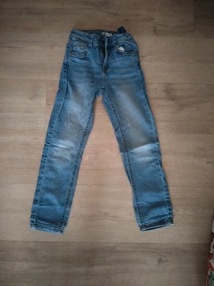 Jeans taille 7 ans