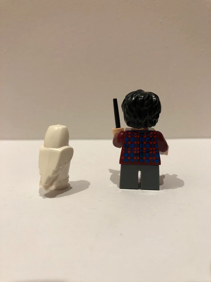 Figurine type lego Harry Potter et sa chouette Edwige. Harry Potter - photo numéro 3
