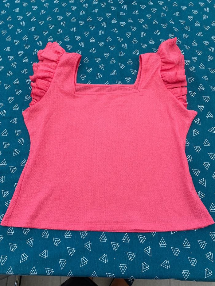 Très beau haut teeshirt xxl 46 neuf