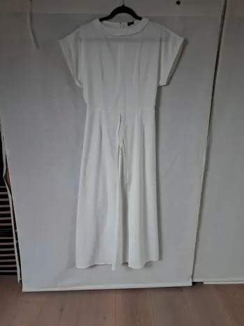 Magnifique robe à mettre sur un pantalon #Noël